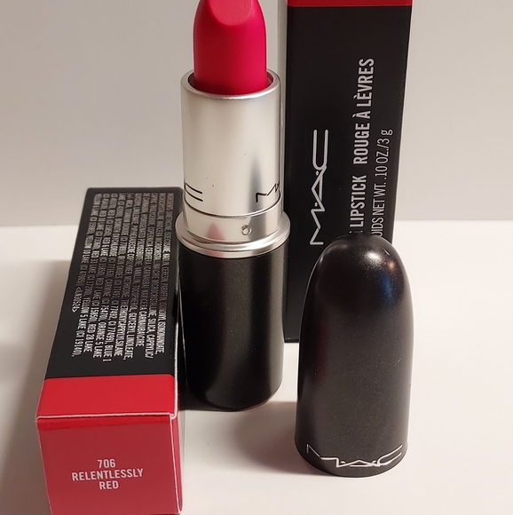 MAC Retro Matte Lipstick *RELENTLESSLY RED* - Picture 4 of 5